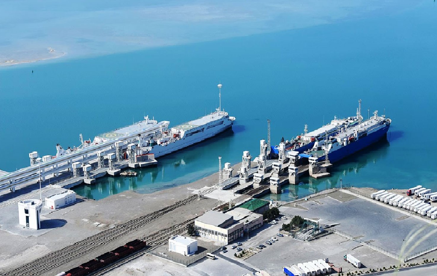 Development of shipping lane between Astrakhan and Turkmenbashi ports was discussed 