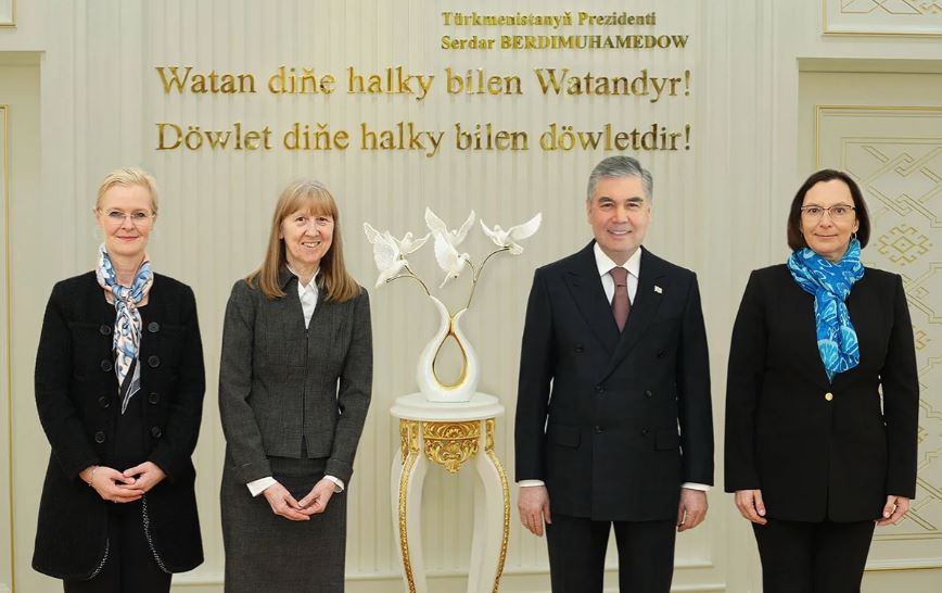 Halk Maslahatynyň Başlygy halkara maliýe guramalarynyň wekilleri bilen duşuşdy