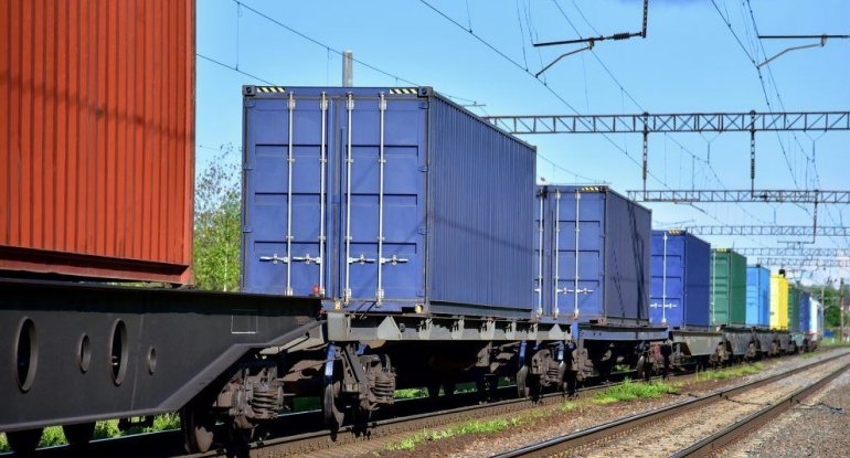 Orta geçelge adaty tranzit ýollarynyň ornuny tutup biljek ugurdyr