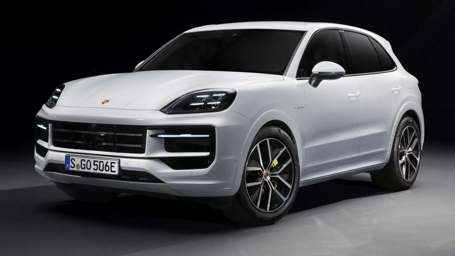 Новый Porsche Cayenne появится до конца 2025 года
