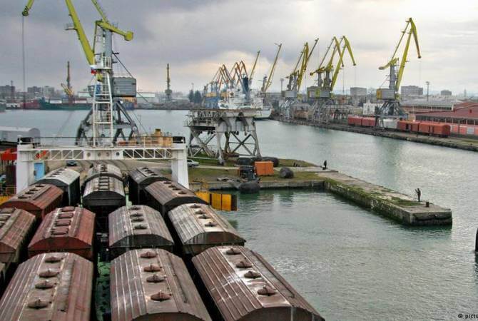 Казахстан будет развивать терминальную инфраструктуру в Грузии