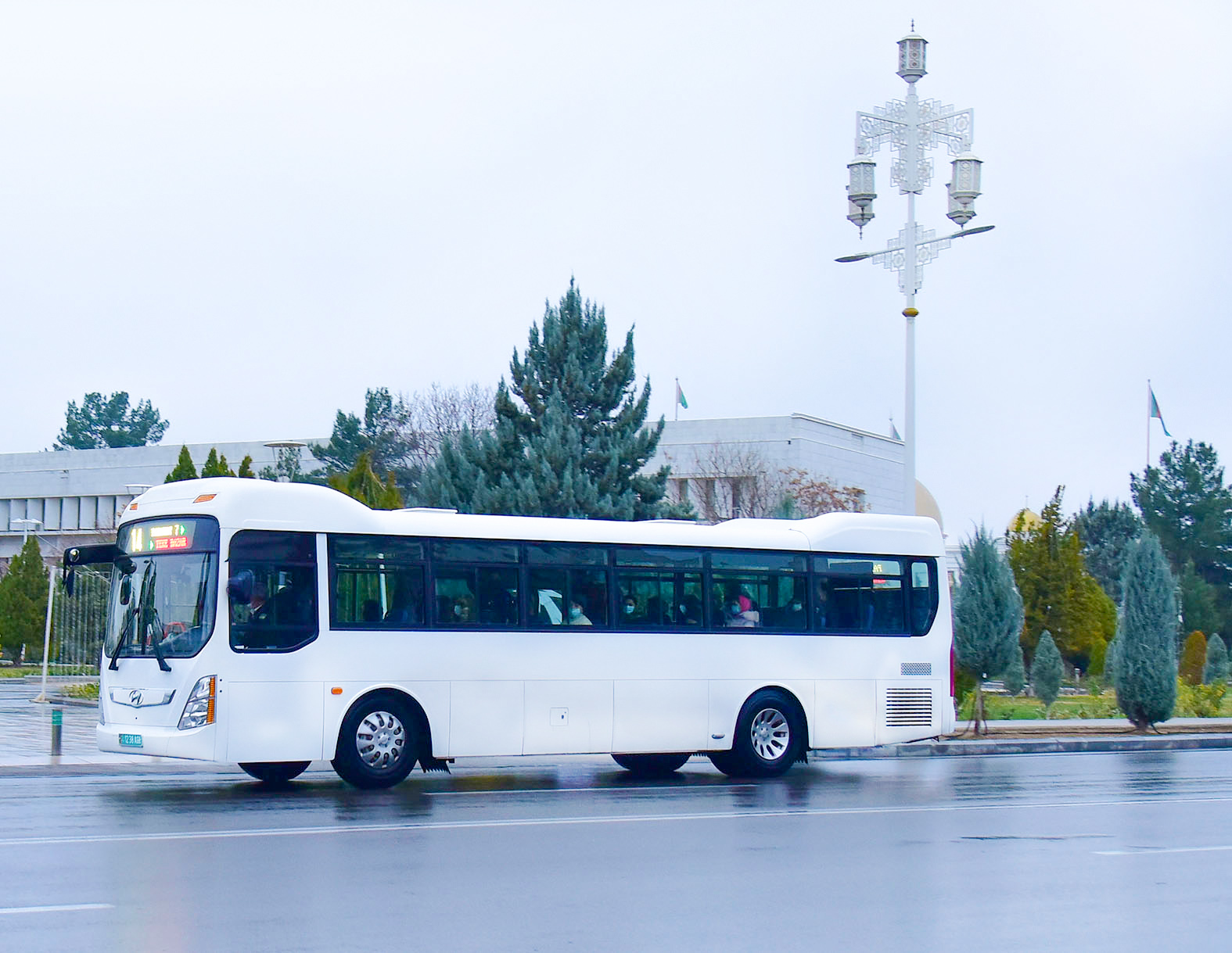 The President of Turkmenistan signed a decree on the procedure for opening, changing and closing bus routes