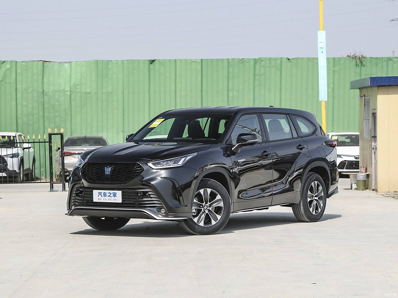 1 июня Toyota представит обновлённый кроссовер Crown Kluger 2024