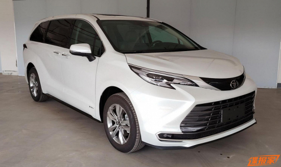  Раскрыты особенности оснащения Toyota Sienna 2024