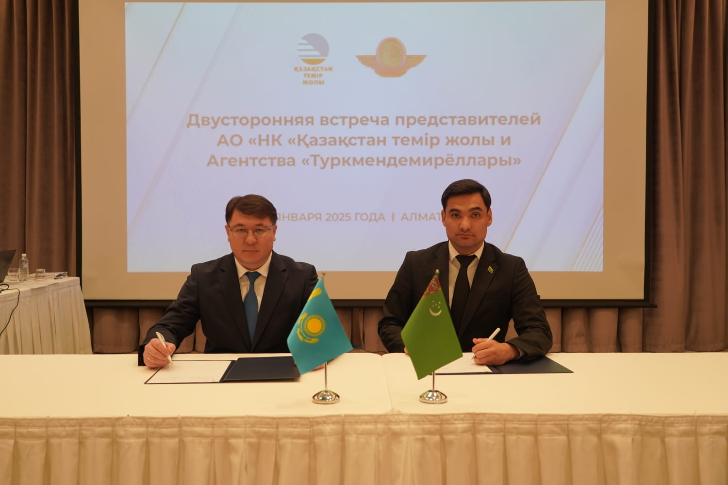 Международный пункт перехода на границе Казахстана и Туркменистана возобновит свою работу