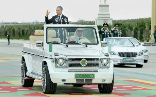 A military parade and a festive procession in honor of the Independence Day of Turkmenistan took place in Ashgabat