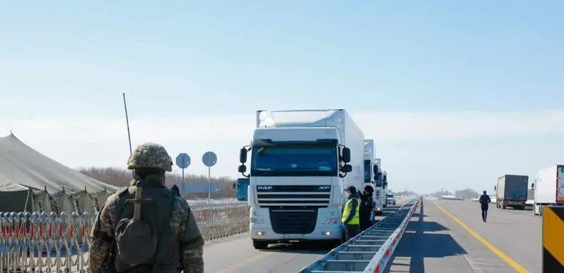 Gazagystan bilen Özbegistanyň aralygynda ýük daşamak işi ýönekeýleşdiriler