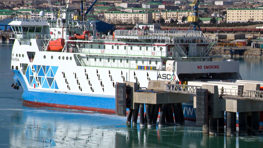 The first Azerbaijani cargo and passenger ferry visited Turkmenistan