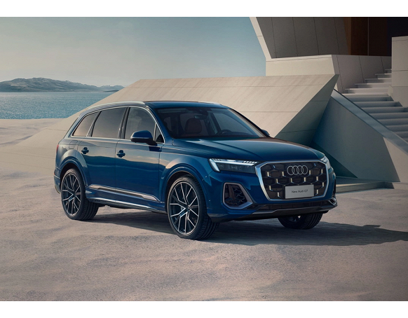 Представлен новейший Audi Q7 2024. Добавлена 5-местная версия Black Warrior