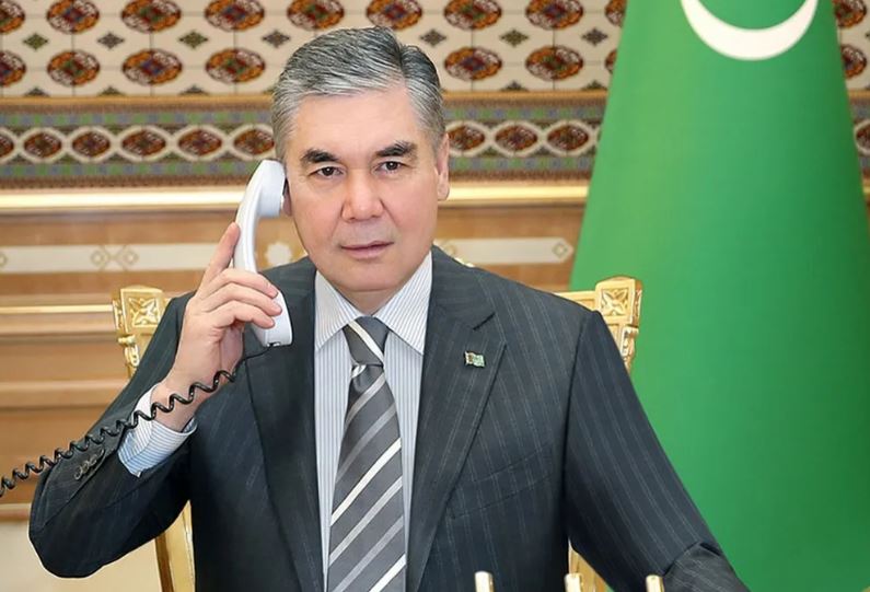 Глава Халк Маслахаты Туркменистана пригласил Эмира Катара на международный форум