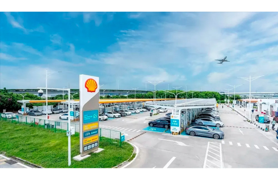 Tesla планирует построить новую огромную станцию Supercharger