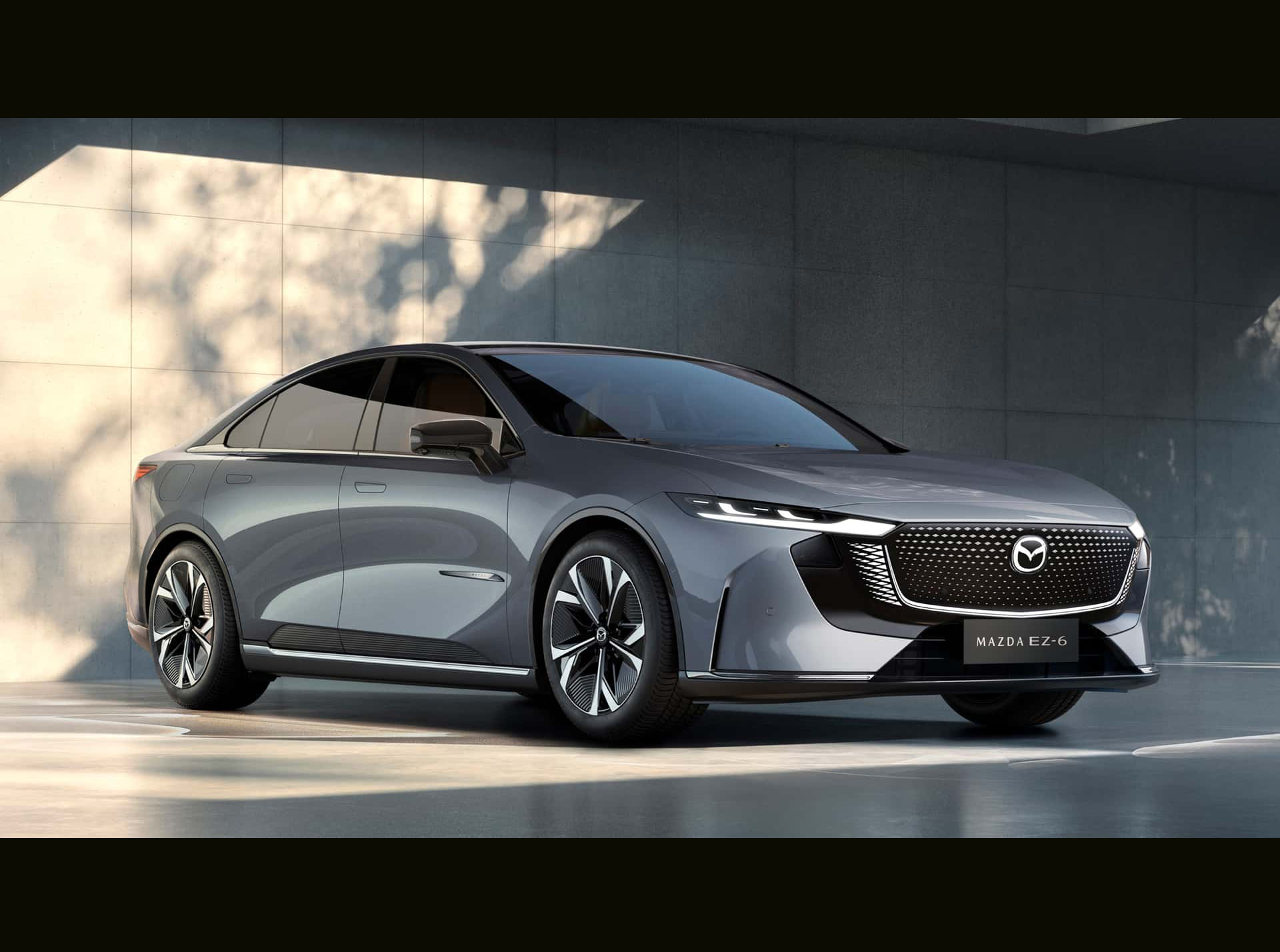 «Mazda6» hoşlaşýar: Hytaý üçin niýetlenen «Mazda EZ-6» ulagynyň «Changan» platformasyndaky nusgasy Ýewropada satylar