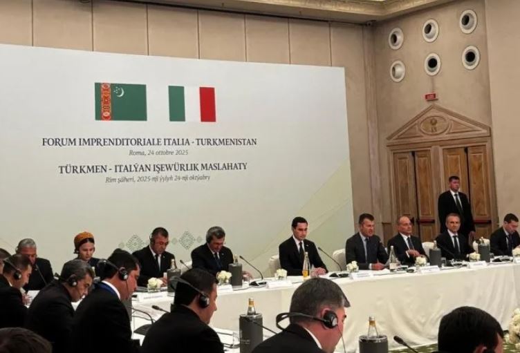 Президент Туркменистана принял участие в туркмено-итальянском бизнес-форуме в Риме