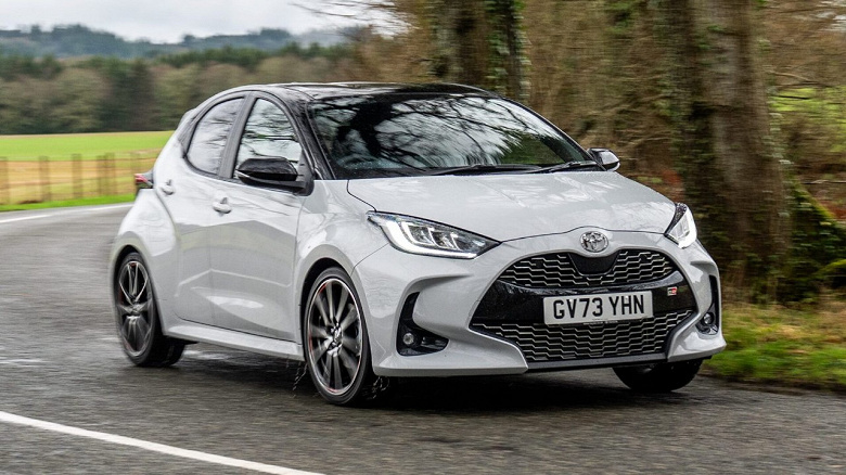 Представлена Toyota Yaris 2024