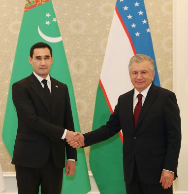 Türkmenistanyň Prezidenti Özbegistanyň Prezidentini doglan güni bilen gutlady