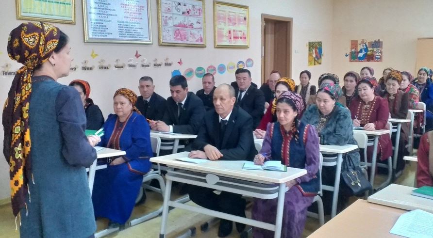 Geljek aýyň 23-üne bilim işgärleriniň awgust maslahaty geçiriler